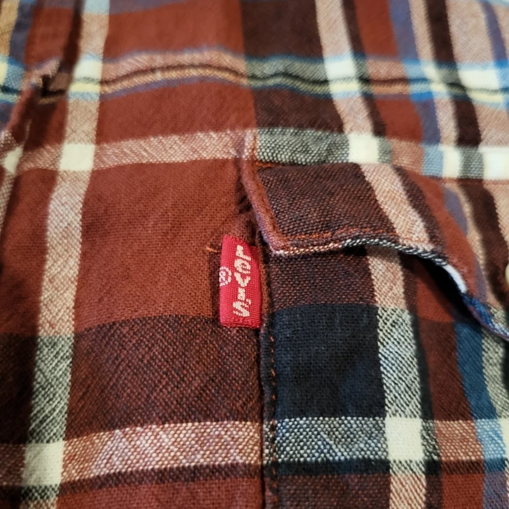 LEVI's Standard Fit Western Flannel Long Sleeve Button Up Shirt Mens Size Large